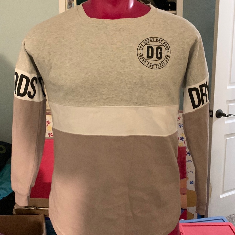 Dry goods sweatshirt size medium